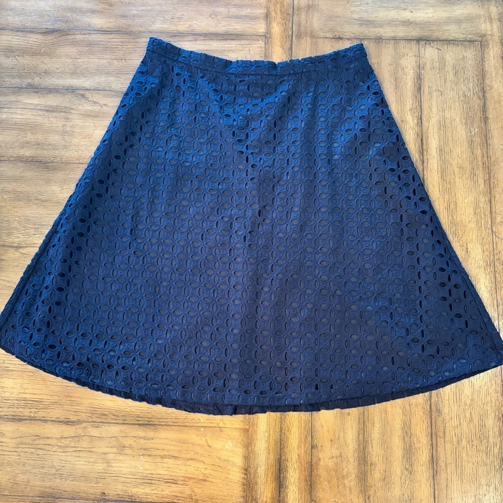 Ann Taylor Factory Navy Blue A-Line Eyelet Skirt, size 16, Summer Office Church